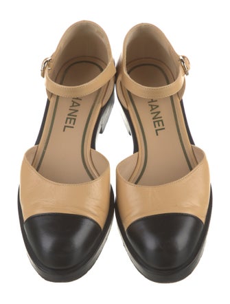 Chanel 2023 Interlocking CC Logo D'Orsay Flats