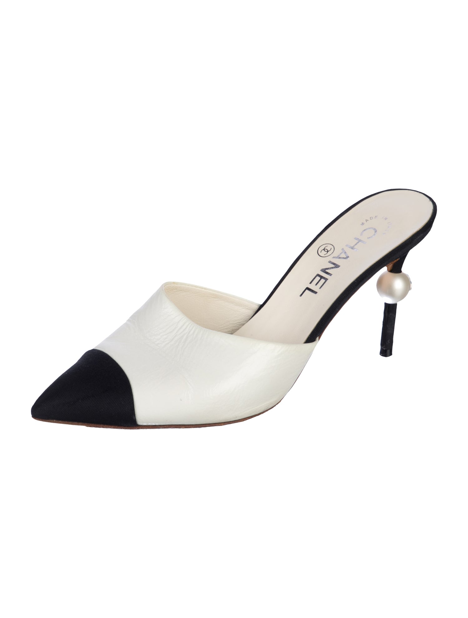 Chanel Interlocking CC Logo Leather Mules