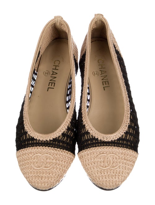 Chanel Interlocking CC Logo Raffia Flats