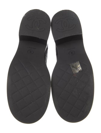 Chanel 2023 Interlocking CC Logo Chelsea Boots