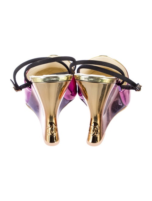 Chanel 2023-2024 Interlocking CC Logo Slingback Pumps