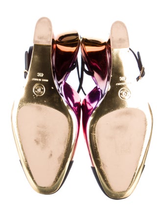 Chanel 2023-2024 Interlocking CC Logo Slingback Pumps