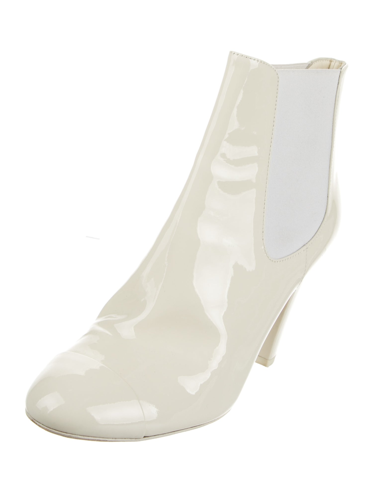 Chanel 2022 Interlocking CC Logo Chelsea Boots