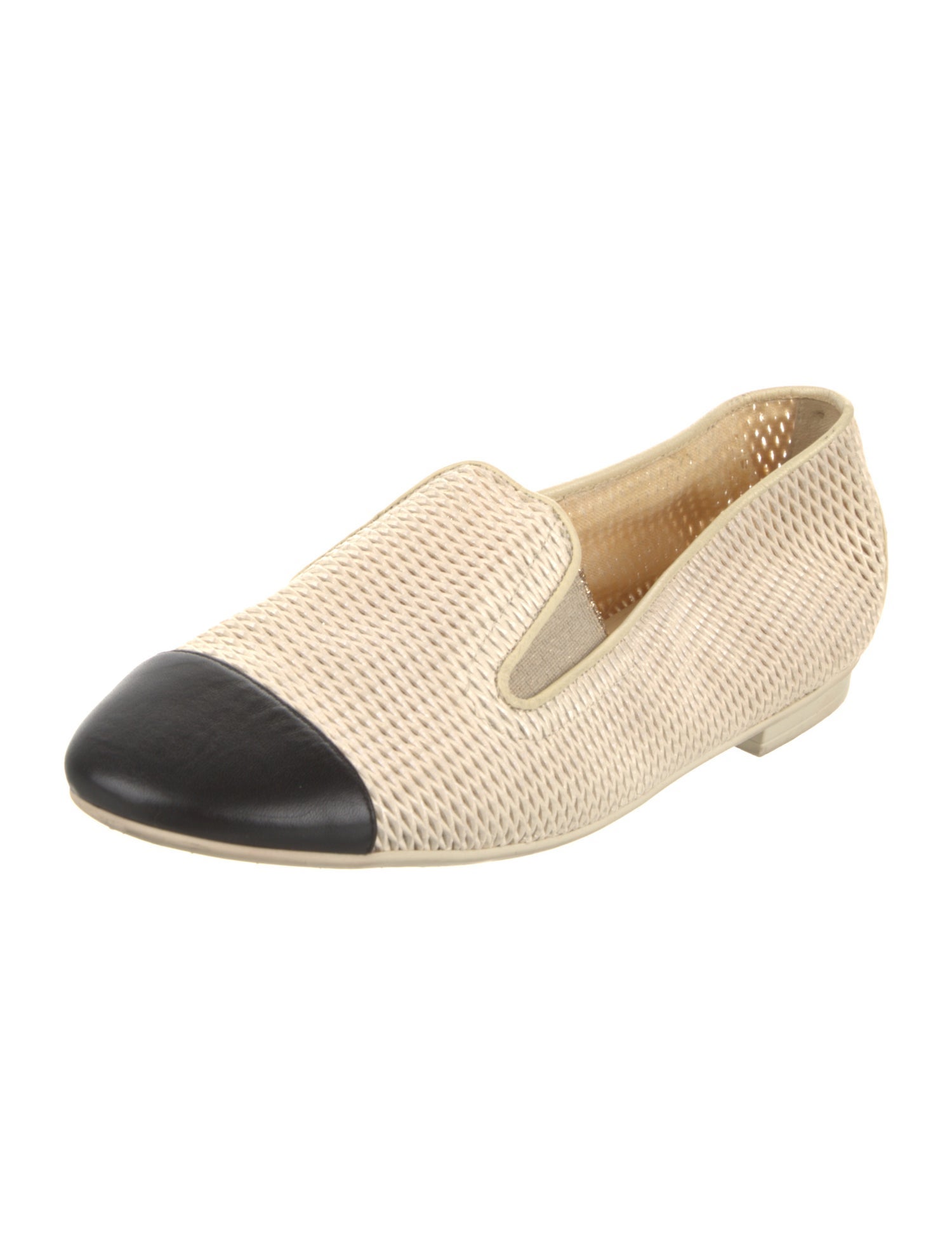 Chanel Interlocking CC Logo Leather Flats