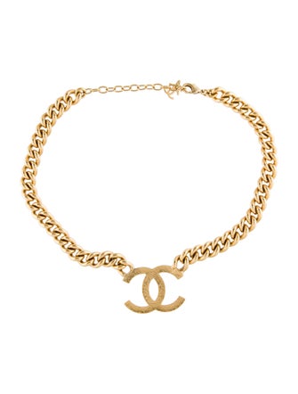 Chanel 2020 CC Textured Pendant Necklace