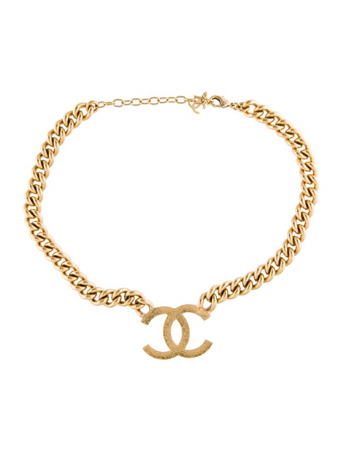Chanel 2020 CC Textured Pendant Necklace