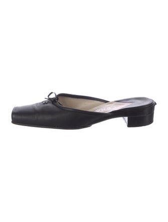 Chanel 2000 Interlocking CC Logo Mules