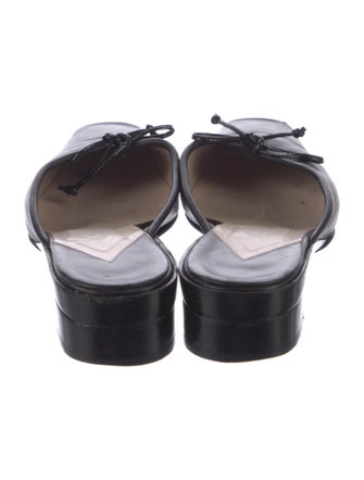 Chanel 2000 Interlocking CC Logo Mules