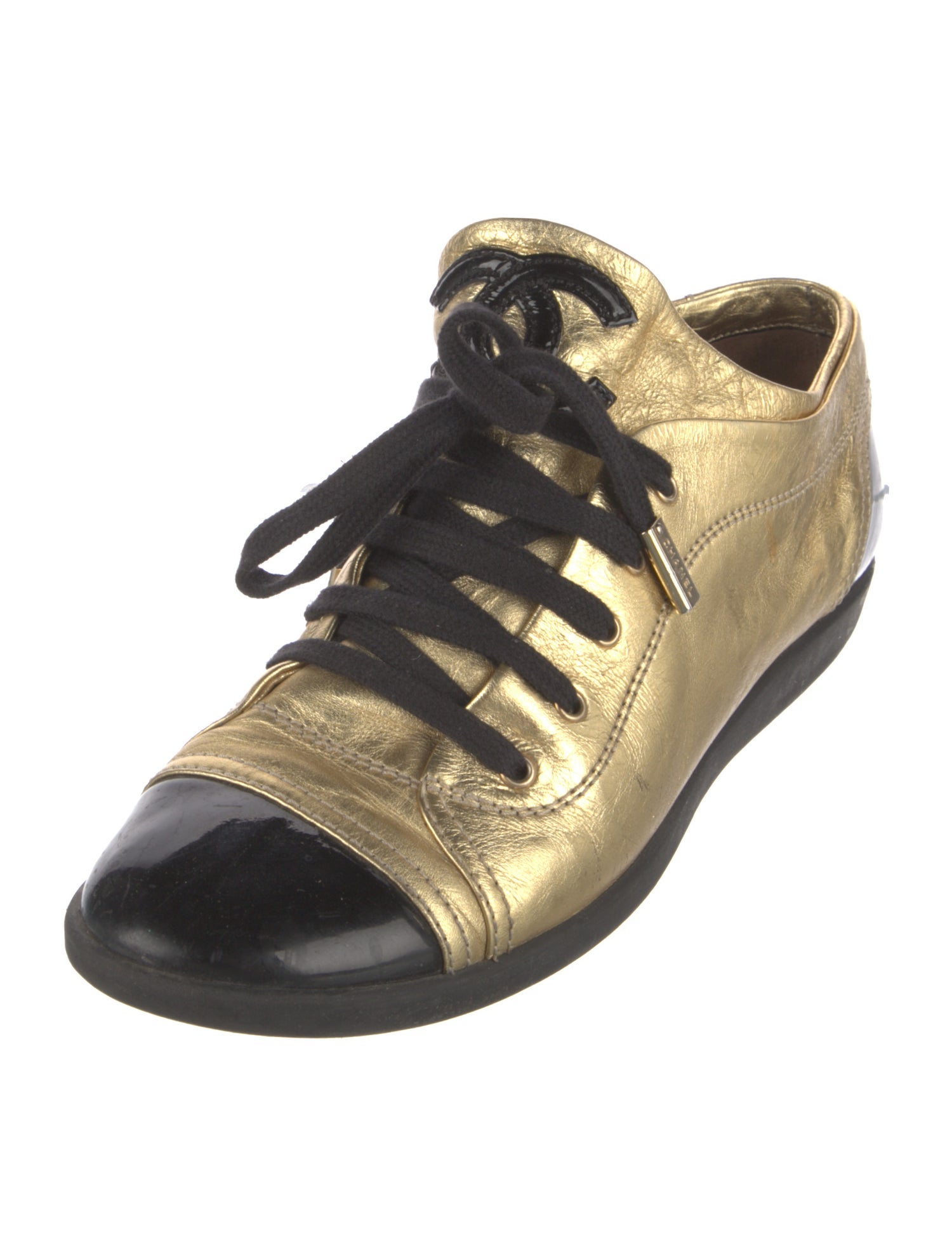 Chanel Interlocking CC Logo Leather Sneakers