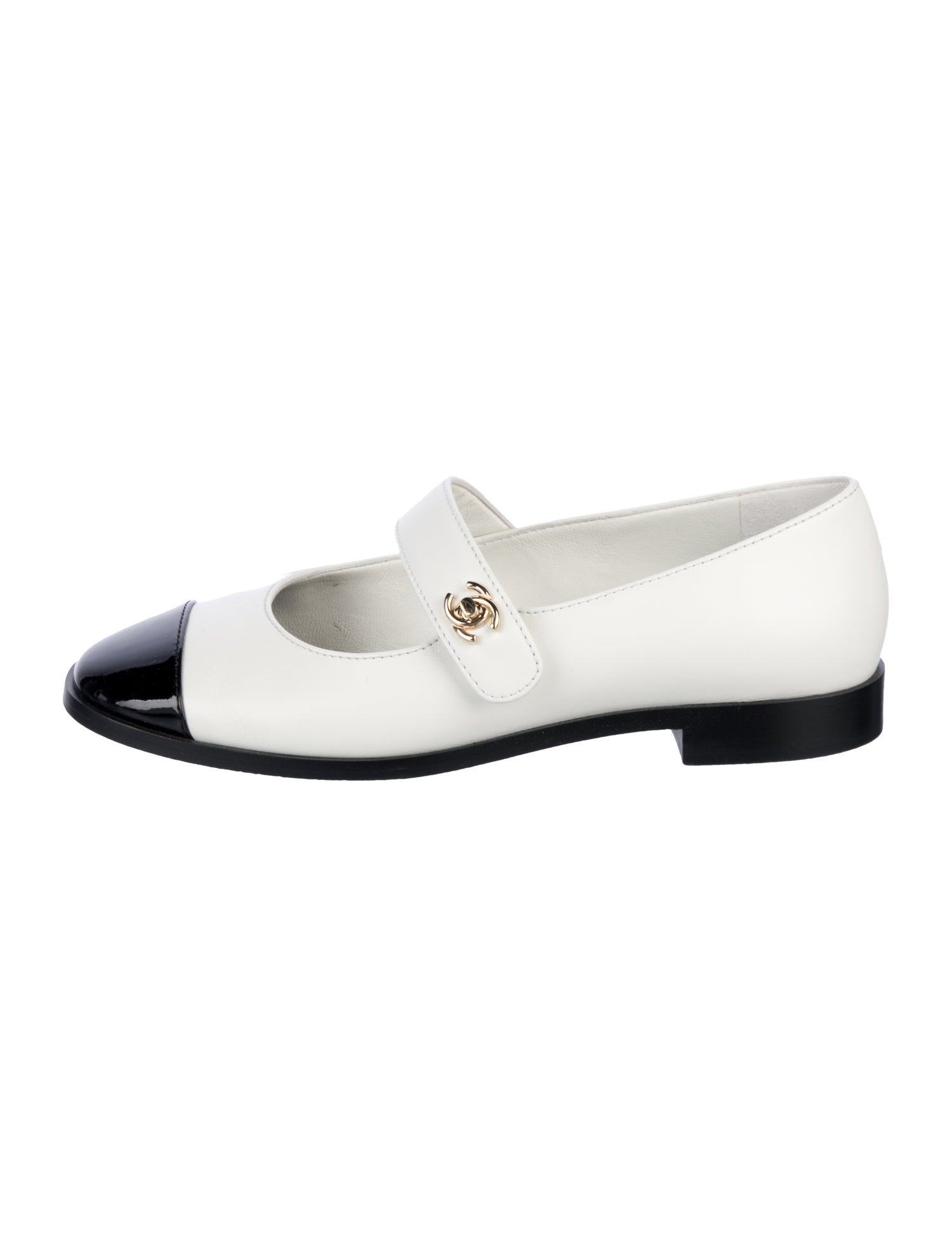 Chanel 2024 Interlocking CC Logo Mary Jane Flats