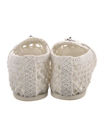 Chanel Interlocking CC Logo Ballet Flats