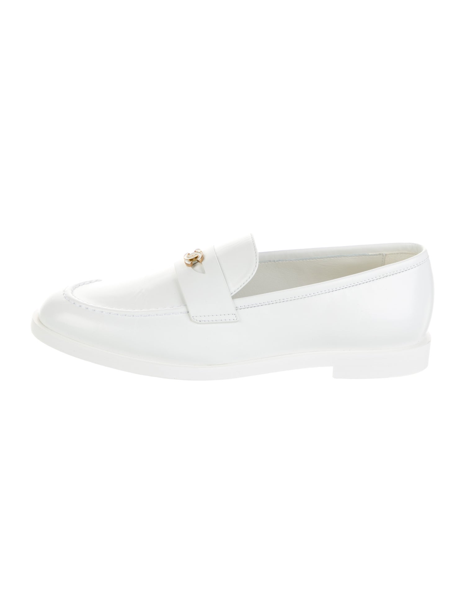 Chanel 2024 Interlocking CC Logo Loafers