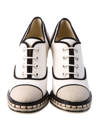 Chanel 2016 Interlocking CC Logo T-Strap Pumps