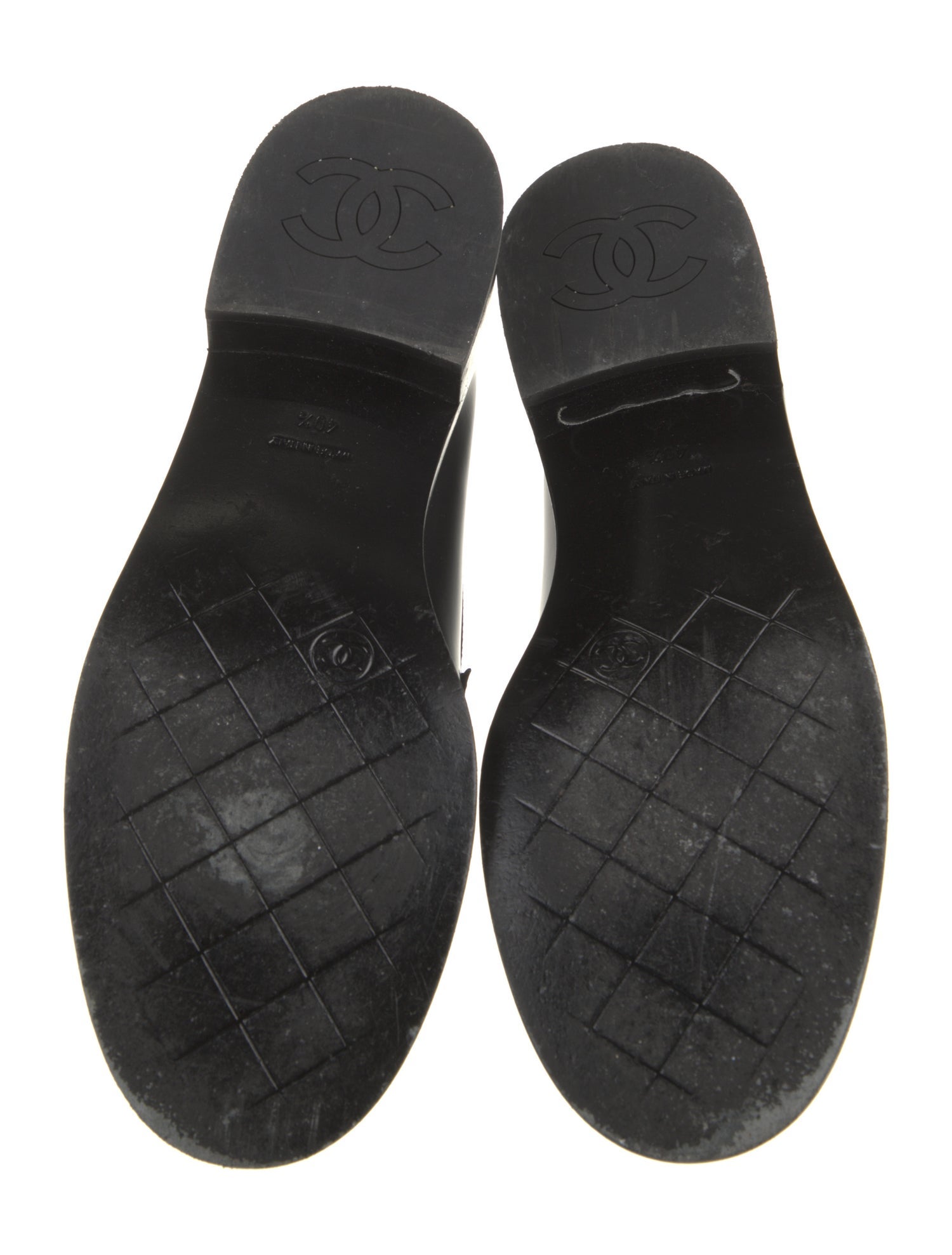 Chanel 2024 Interlocking CC Logo Loafers