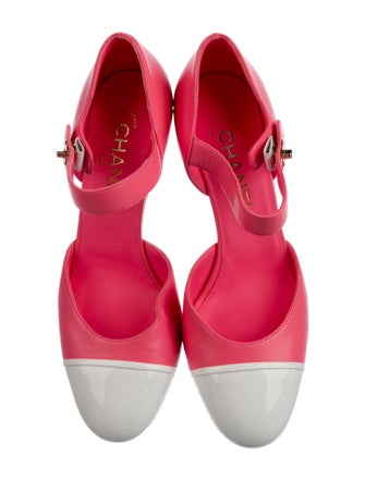 Chanel 2024 Interlocking CC Logo D'Orsay Pumps
