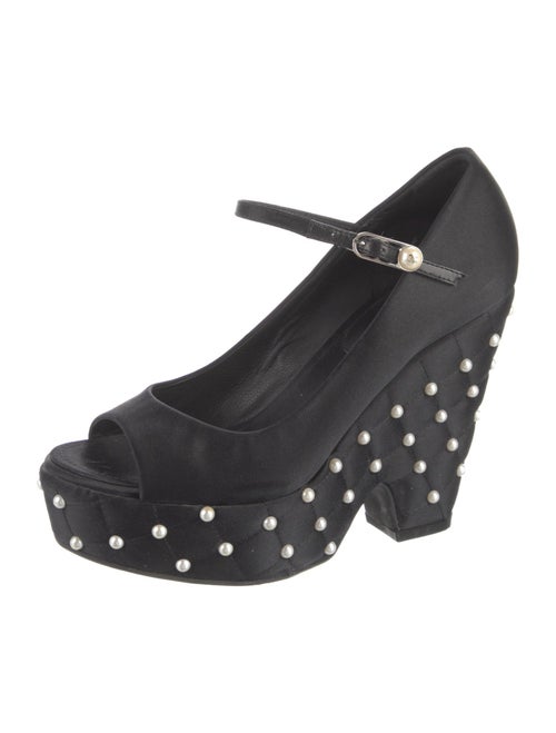 Chanel Interlocking CC Logo Satin Pumps