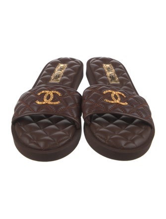 Chanel Interlocking CC Logo Leather Slides