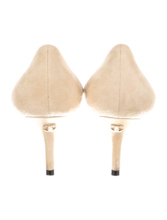 Chanel Interlocking CC Logo Suede Pumps