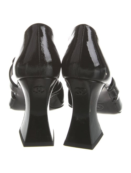 Chanel 2022 Interlocking CC Logo D'Orsay Pumps
