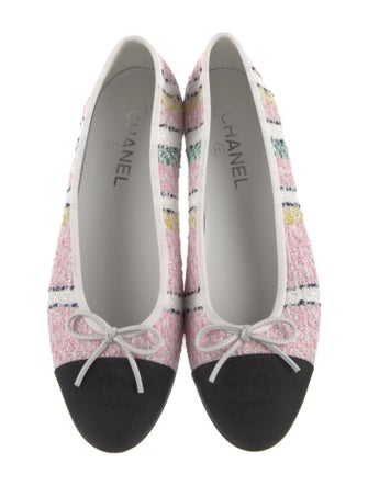 Chanel 2024 Interlocking CC Logo Ballet Flats