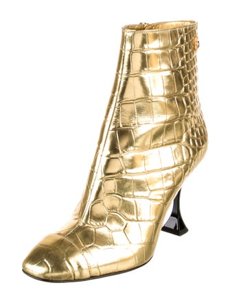 Chanel 2019 Interlocking CC Logo Boots