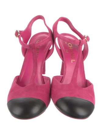 Chanel 2022 Interlocking CC Logo T-Strap Pumps