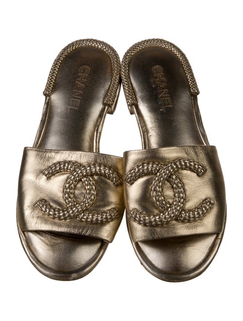 Chanel 2020 Interlocking CC Logo Slides