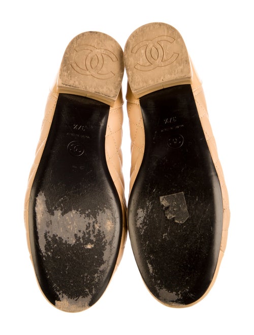 Chanel 2023 Interlocking CC Logo Loafers