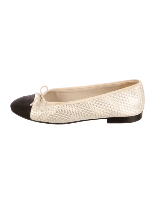 Chanel Interlocking CC Logo Suede Ballet Flats