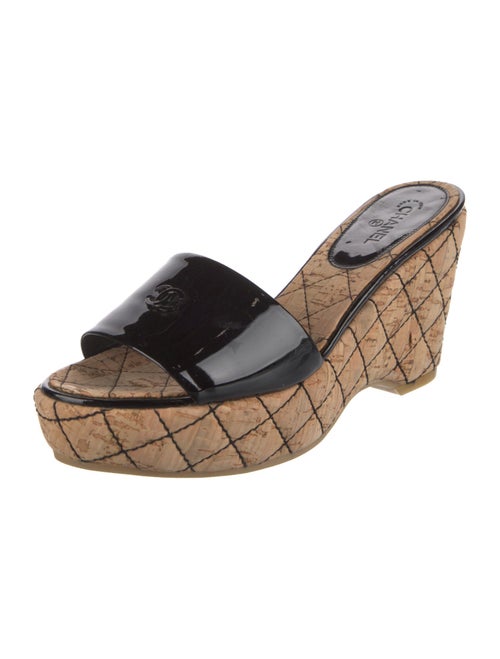 Chanel Interlocking CC Logo Patent Leather Slides