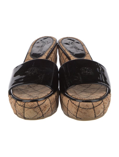 Chanel Interlocking CC Logo Patent Leather Slides