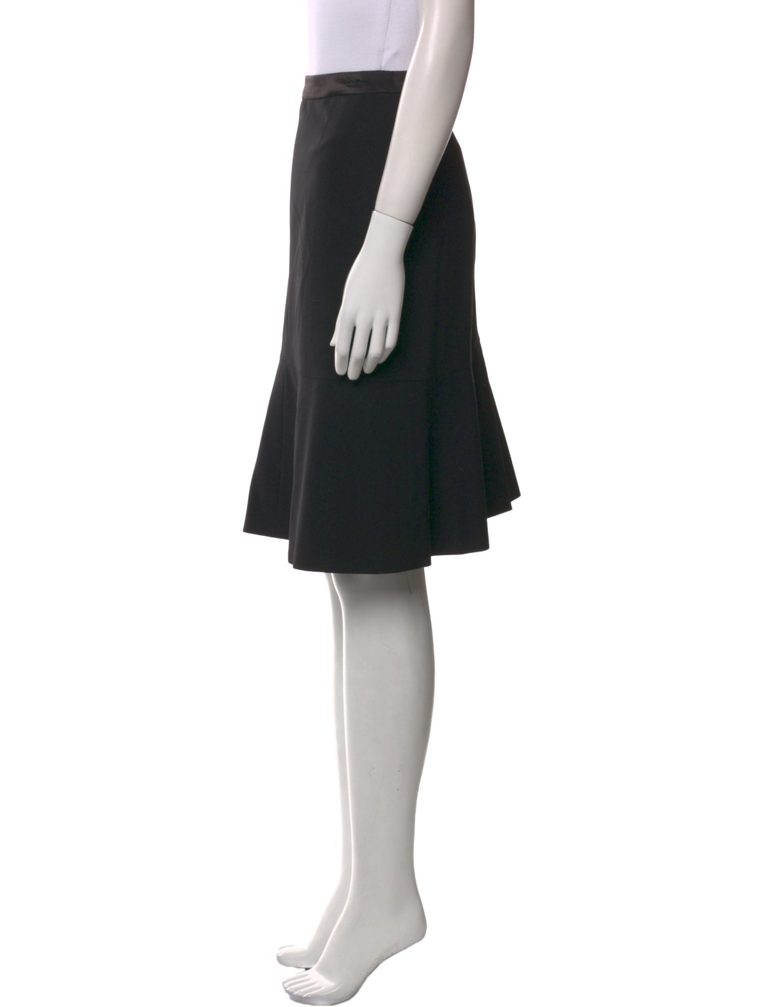 Chanel Vintage Knee-Length Skirt