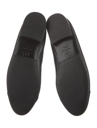 Chanel Interlocking CC Logo Leather Ballet Flats