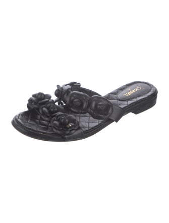 Chanel 2018 Interlocking CC Logo Slides