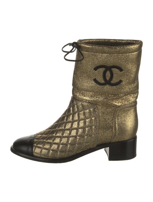 Chanel 2022 Interlocking CC Logo Moto Boots