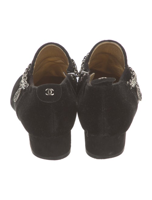 Chanel Interlocking CC Logo Velvet Pumps