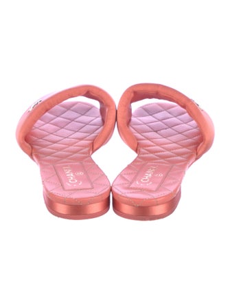 Chanel 2022 Interlocking CC Logo Slides