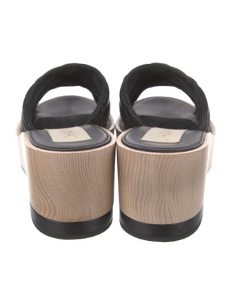 Chanel 2019 Interlocking CC Logo Slides