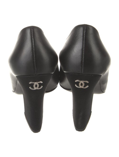 Chanel 2014 Interlocking CC Logo Pumps