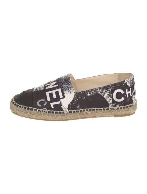 Chanel 2020 Interlocking CC Logo Espadrilles