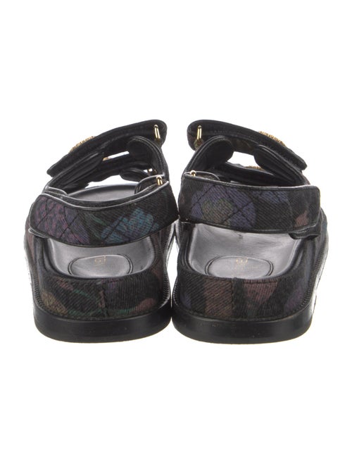 Chanel Interlocking CC Logo Canvas Slides