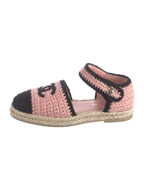 Chanel 2022 Interlocking CC Logo Espadrilles