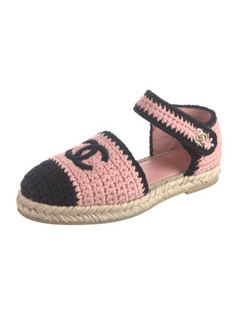 Chanel 2022 Interlocking CC Logo Espadrilles