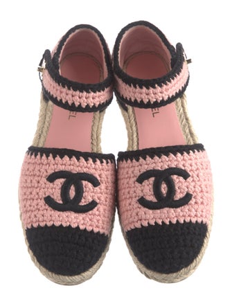 Chanel 2022 Interlocking CC Logo Espadrilles