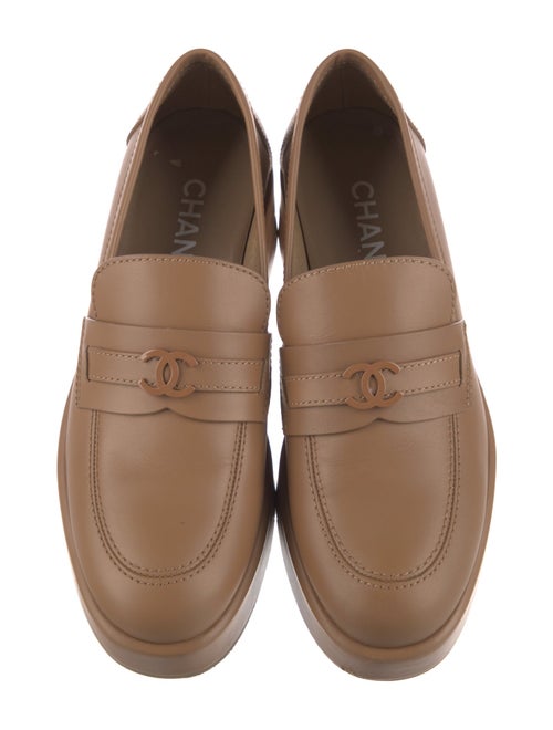 Chanel 2022 Interlocking CC Logo Loafers