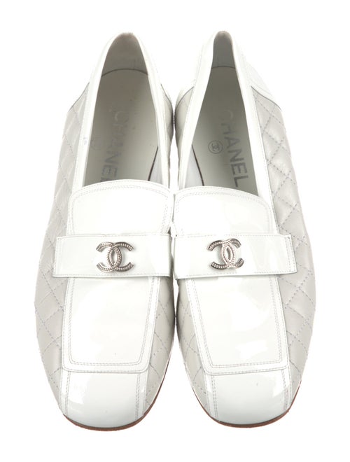 Chanel 2019 Interlocking CC Logo Loafers
