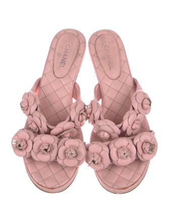 Chanel Interlocking CC Logo Leather Slides