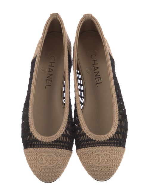 Chanel 2025 Interlocking CC Logo Flats
