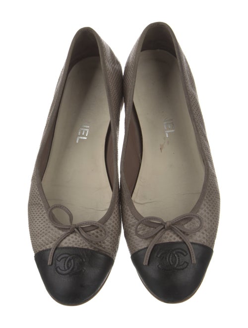 Chanel Interlocking CC Logo Lizard Ballet Flats
