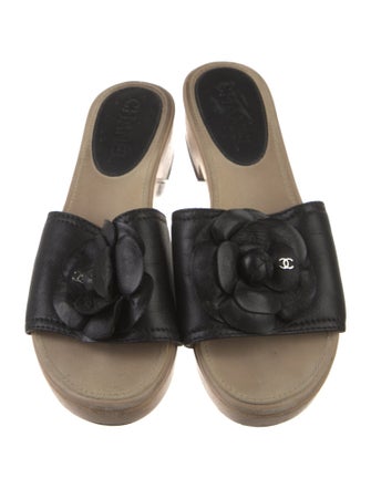 Chanel 2014 Interlocking CC Logo Slides